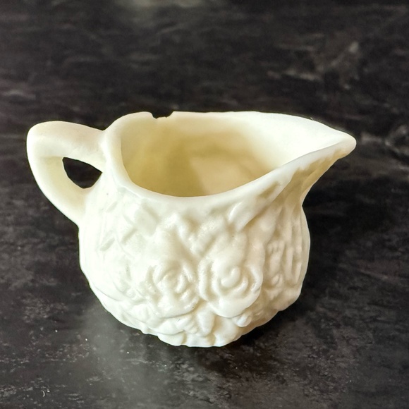 FLORAL FANTASY Eight Piece Miniature Tea Set - Picture 6 of 16